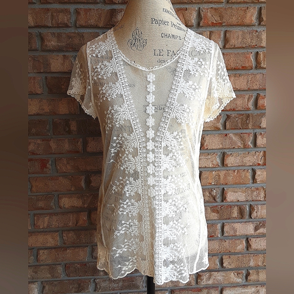 Sundance Sheer Lace Short Sleeve Embroidered Top.